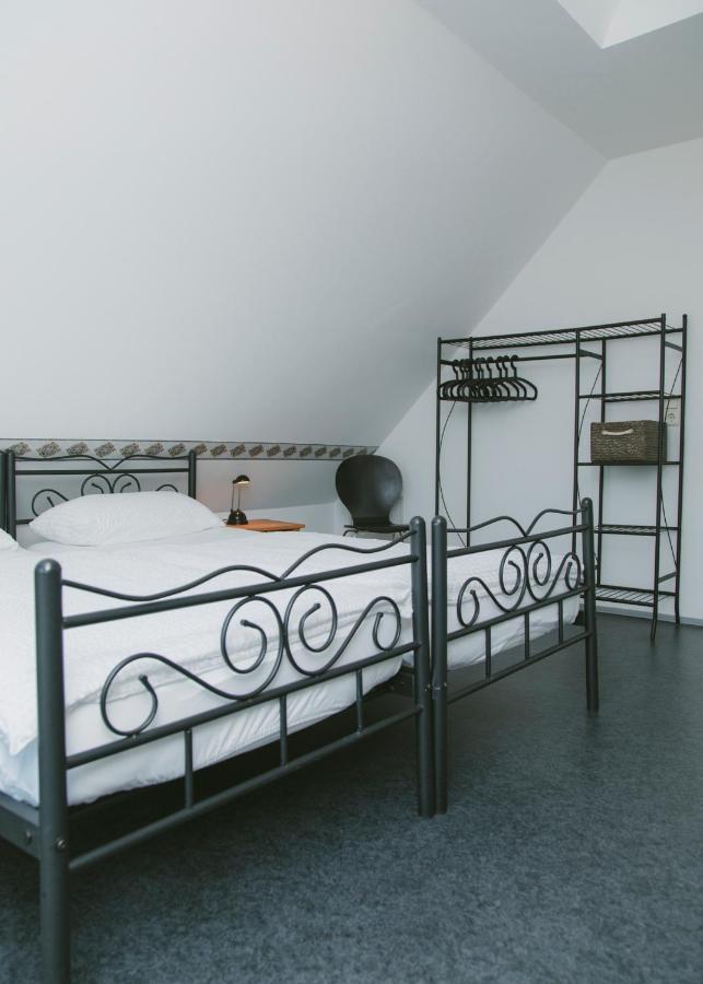 Gaestehaus Vigliarolo Gewerblich Jedes Zimmer Eigenes Bad Gemeinschaftskueche Elmshorn Buitenkant foto