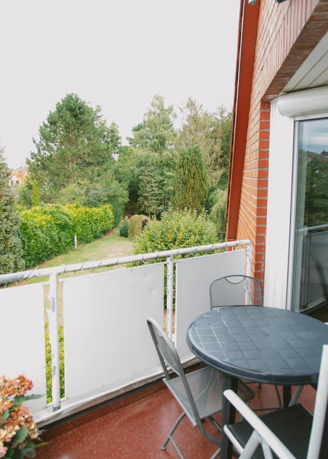 Gaestehaus Vigliarolo Gewerblich Jedes Zimmer Eigenes Bad Gemeinschaftskueche Elmshorn Buitenkant foto