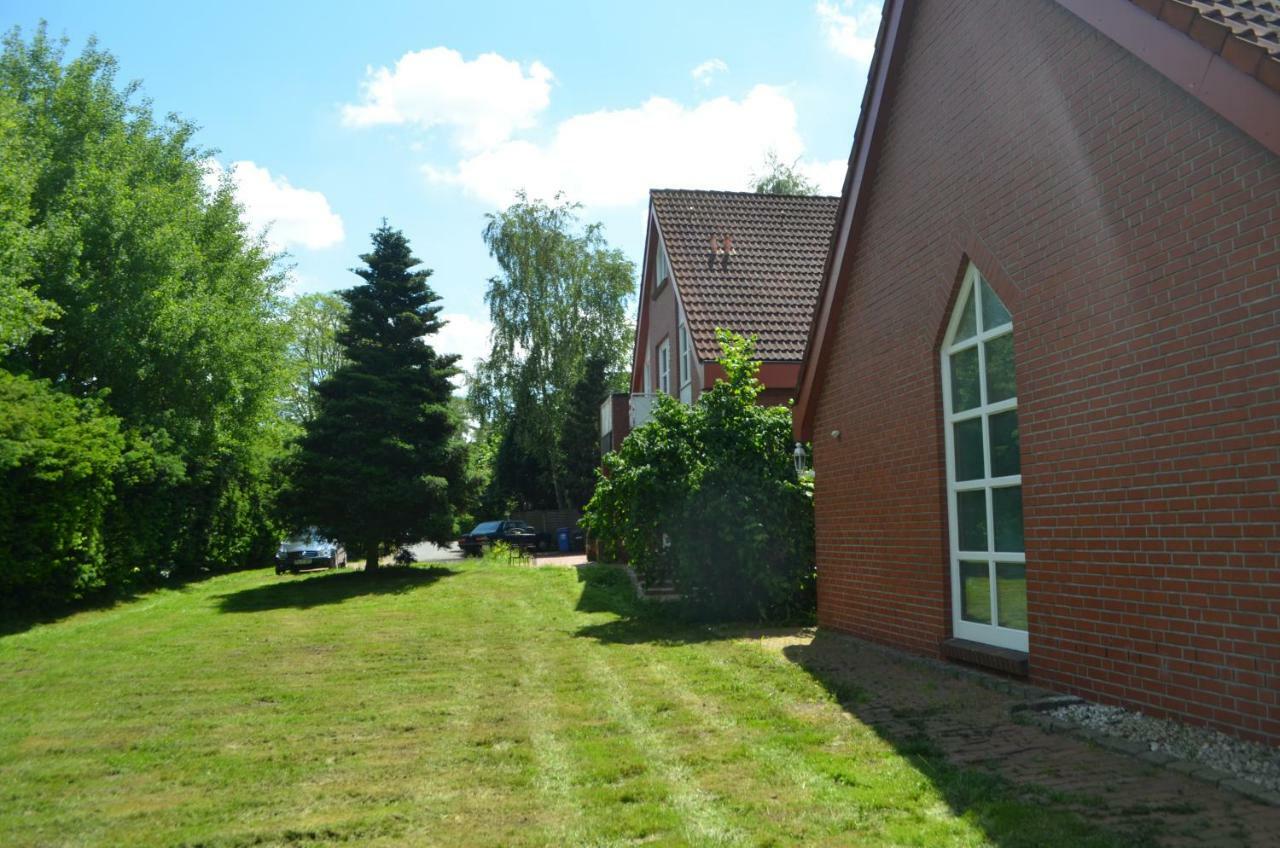 Gaestehaus Vigliarolo Gewerblich Jedes Zimmer Eigenes Bad Gemeinschaftskueche Elmshorn Buitenkant foto
